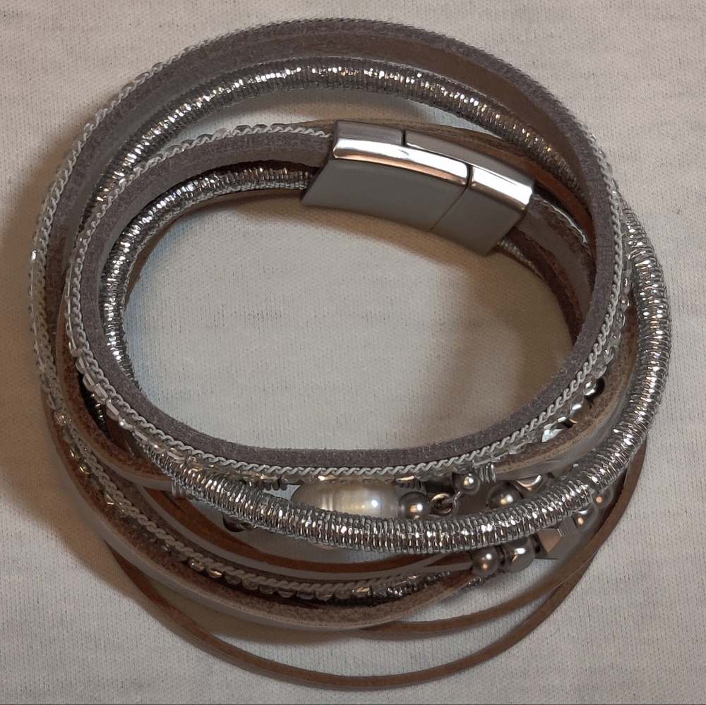 Layered silver wrap bracelet - Picture 2 of 6